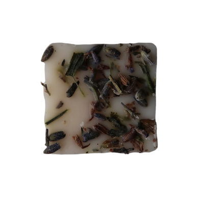 Lavender Breeze scented wax melt by floral stories